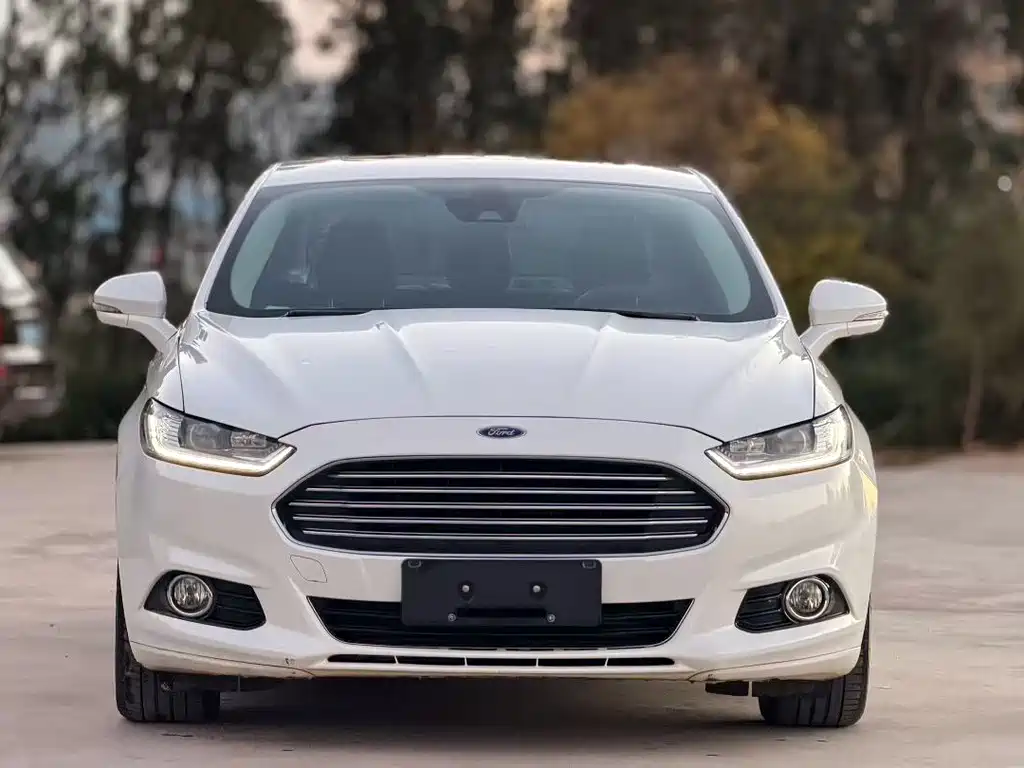 Ford Mondeo — миниатюра 2