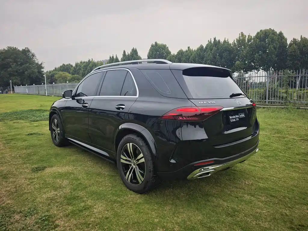 Mercedes-Benz GLE (Import) — миниатюра 7