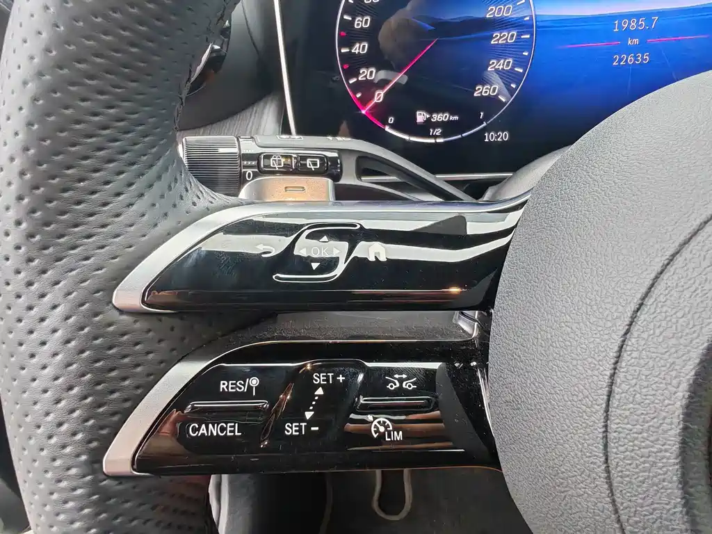 Mercedes-Benz GLC — миниатюра 10