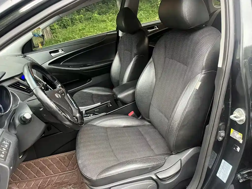 Hyundai Sonata 2.0L Auto Leading Edition, фото 13