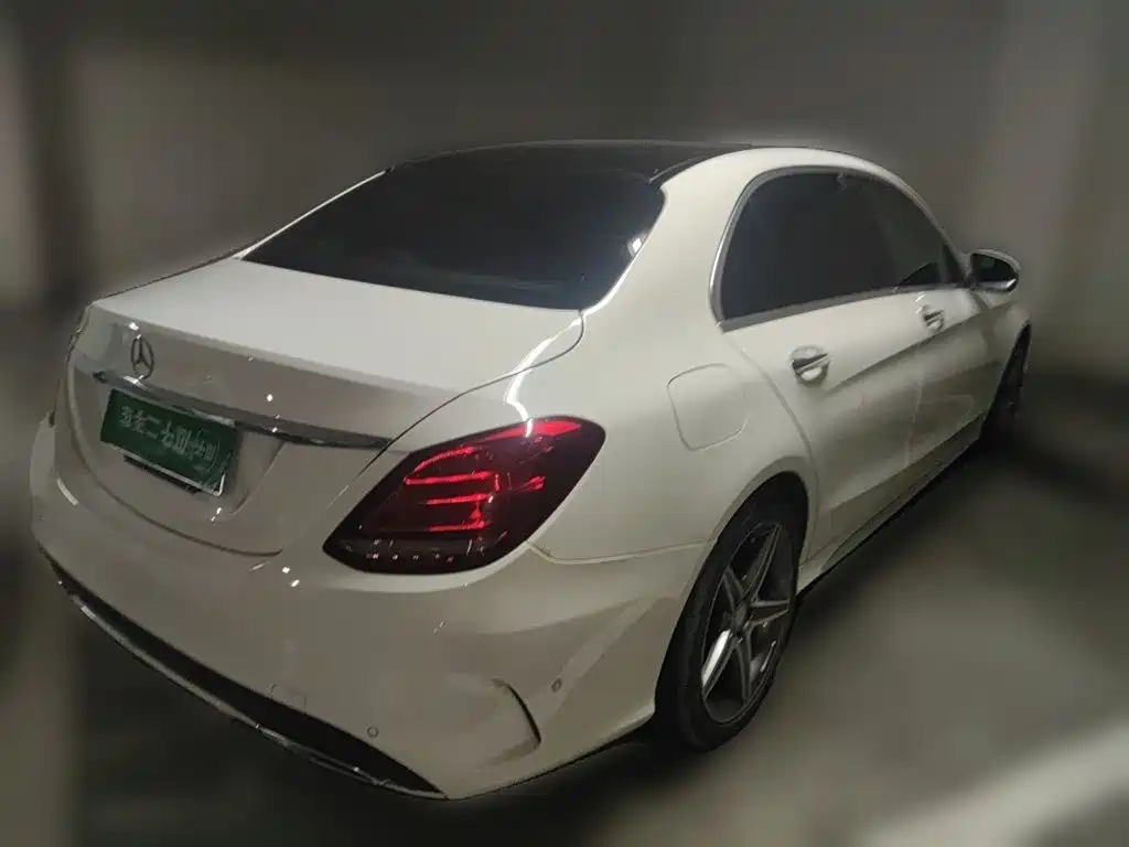 Mercedes-Benz C-Class — миниатюра 6