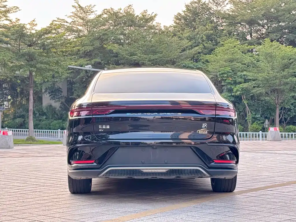 BYD Han — миниатюра 5