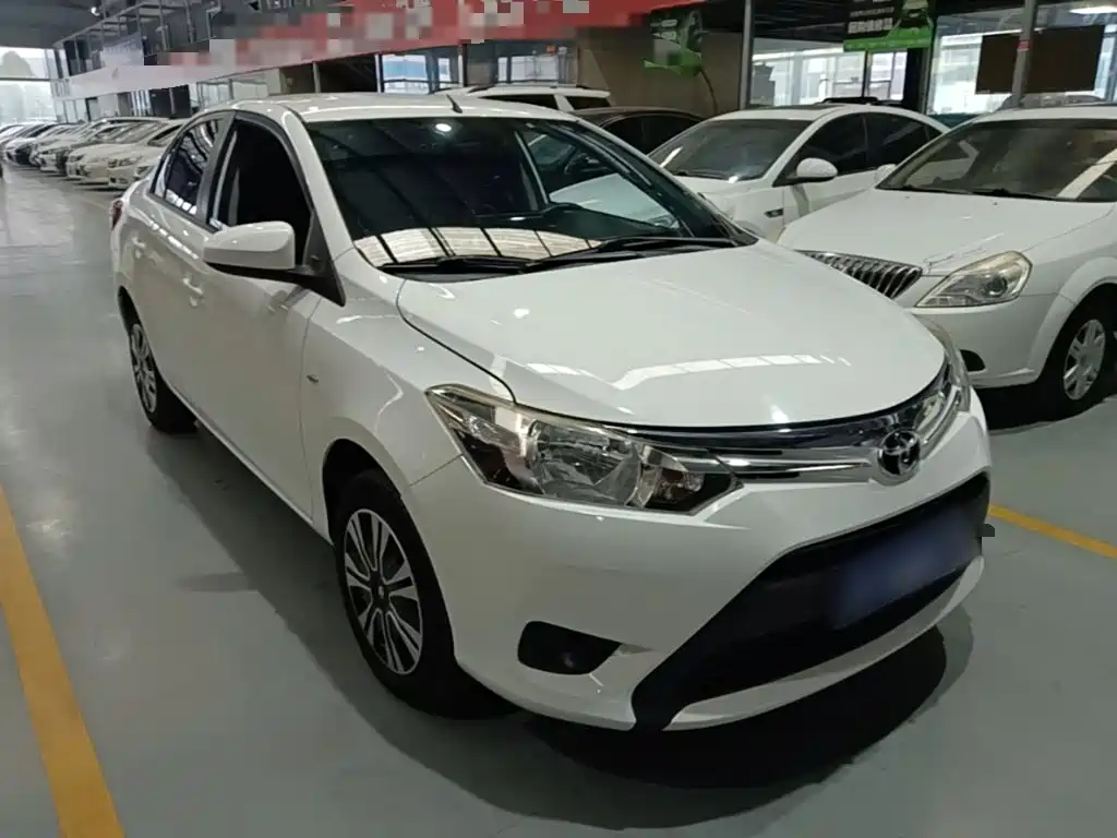 Toyota Vios — миниатюра 4