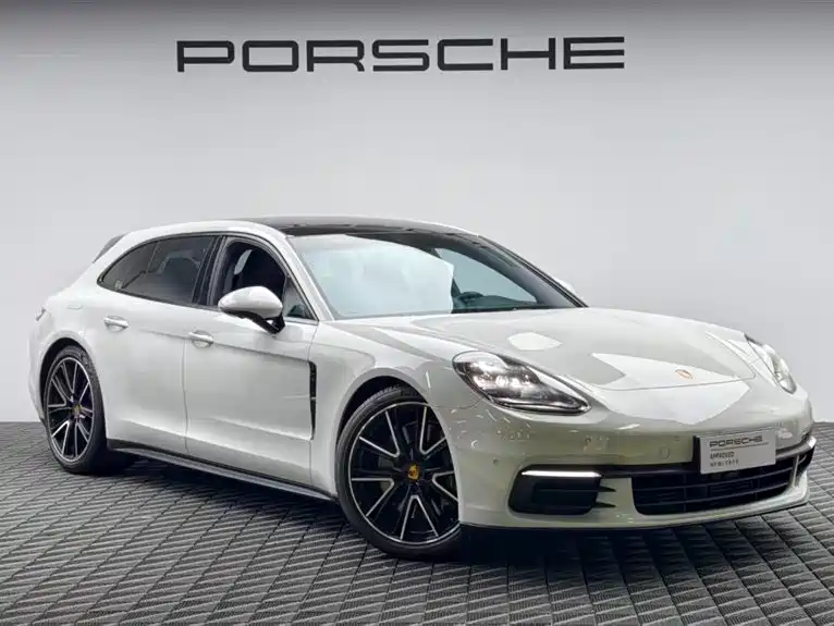 Porsche Panamera 2017 Panamera 4 Sport Turismo 3.0T