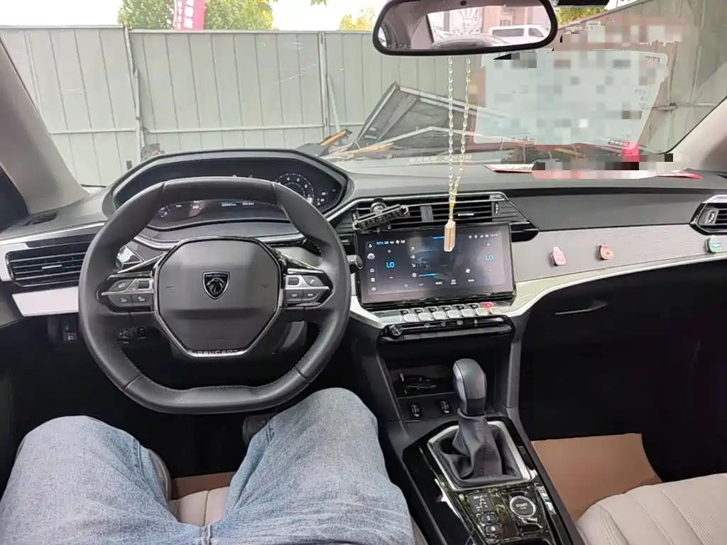 Peugeot 408 — миниатюра 10