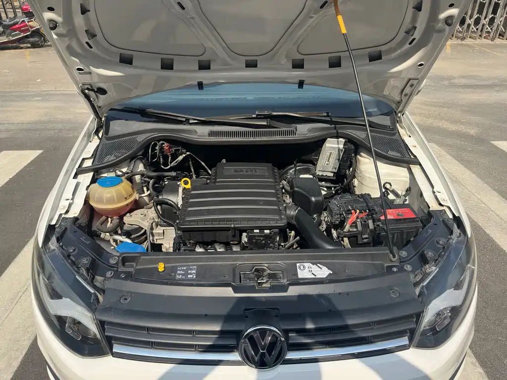 Volkswagen Polo — миниатюра 21