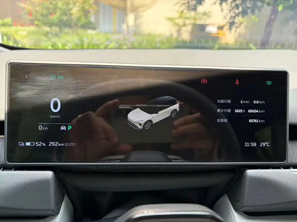 NIO ES8 — миниатюра 24
