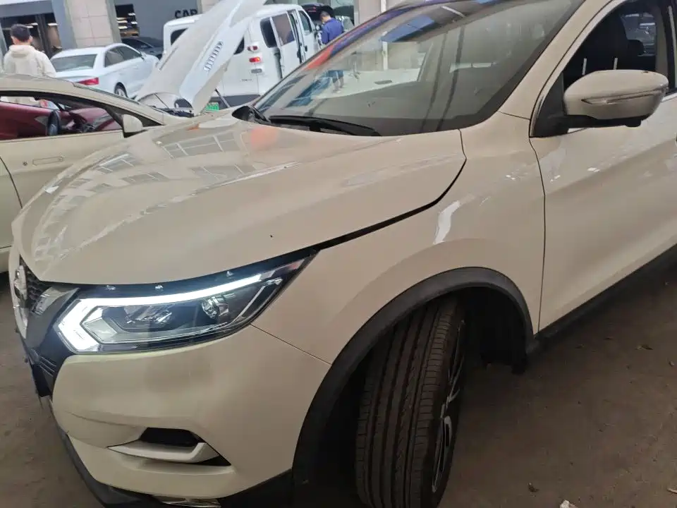 Nissan Qashqai — миниатюра 2