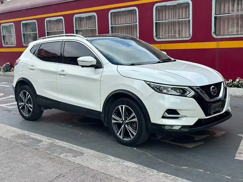 Nissan Qashqai — миниатюра 3
