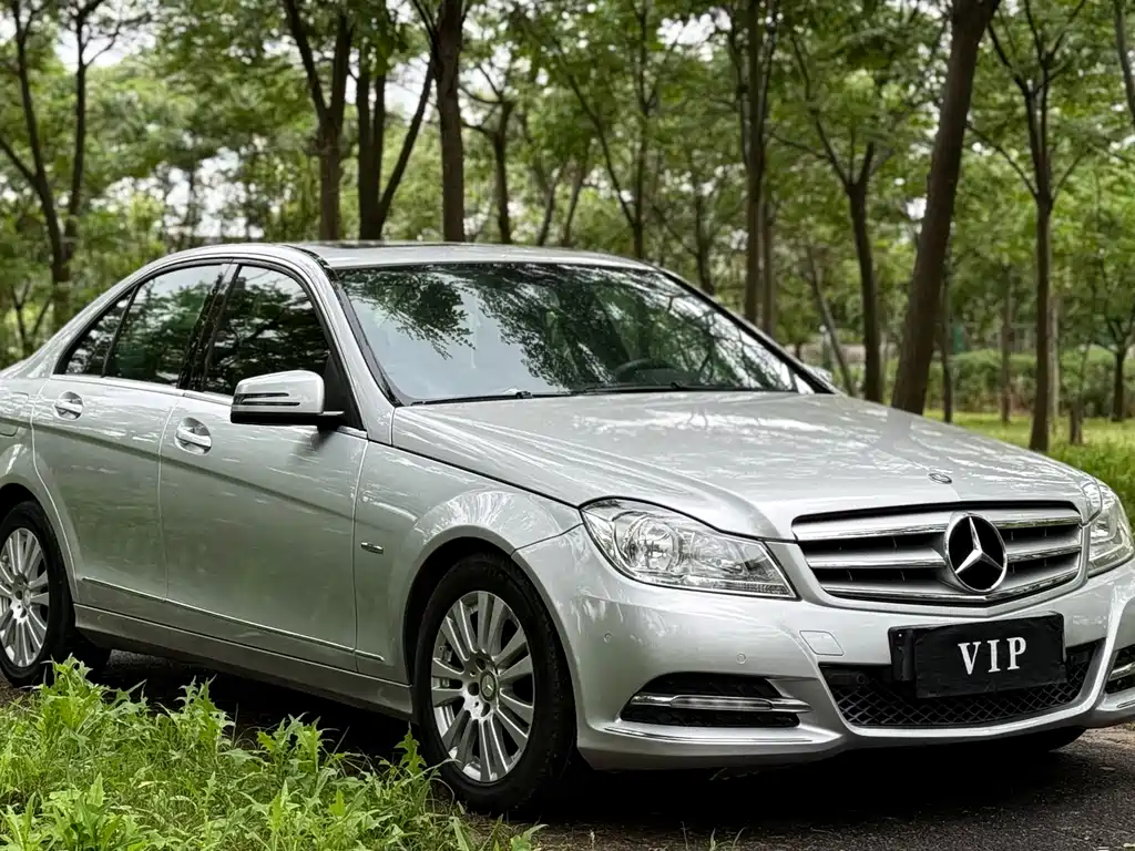 Mercedes-Benz C-Class C 2010 C 200 CGI
