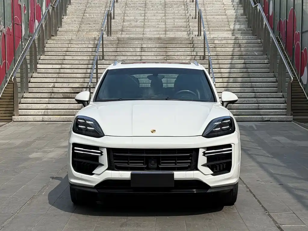 Porsche Cayenne — миниатюра 2