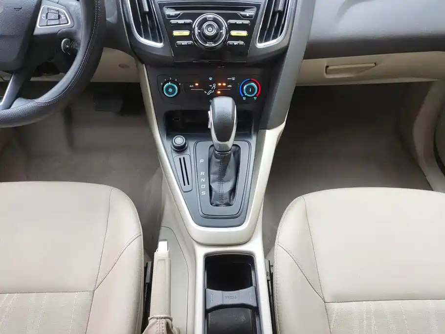 Ford Focus — миниатюра 16