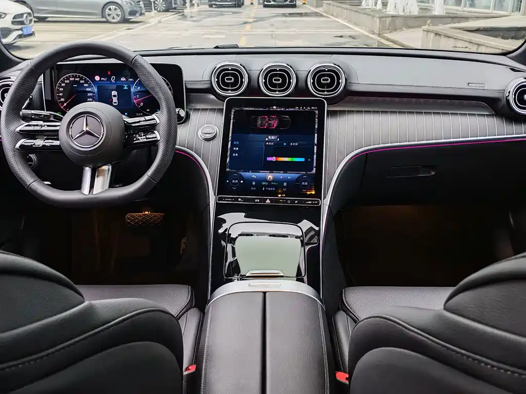 Mercedes-Benz C-Class — миниатюра 20