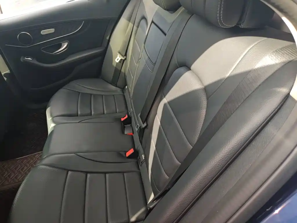 Mercedes-Benz C-Class — миниатюра 17