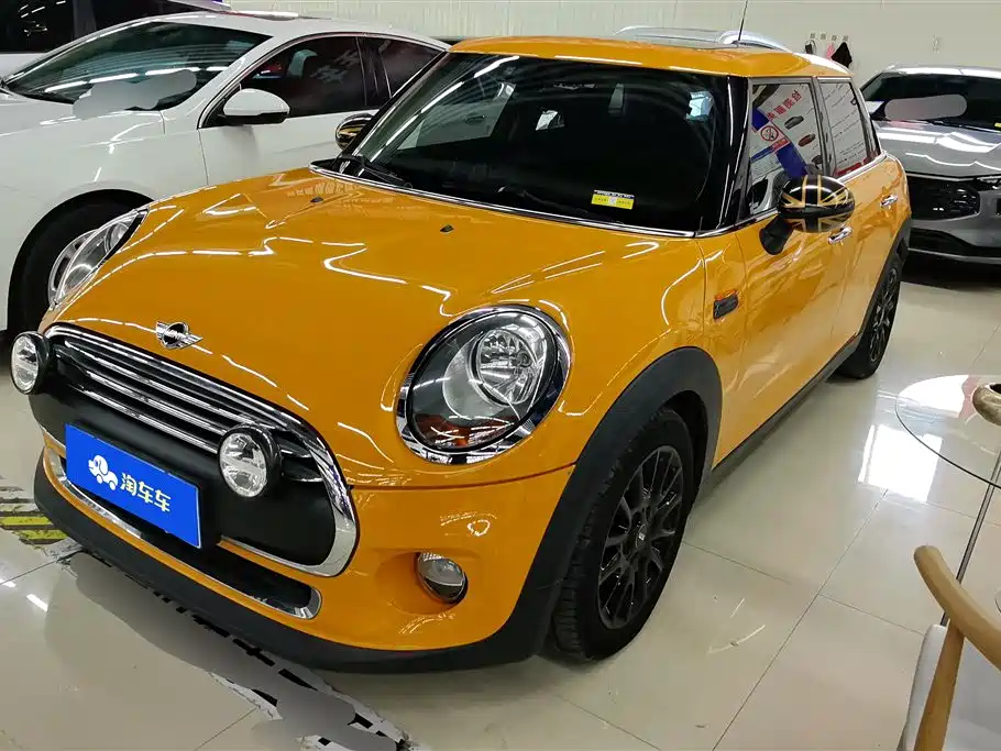 MINI Mini 2018