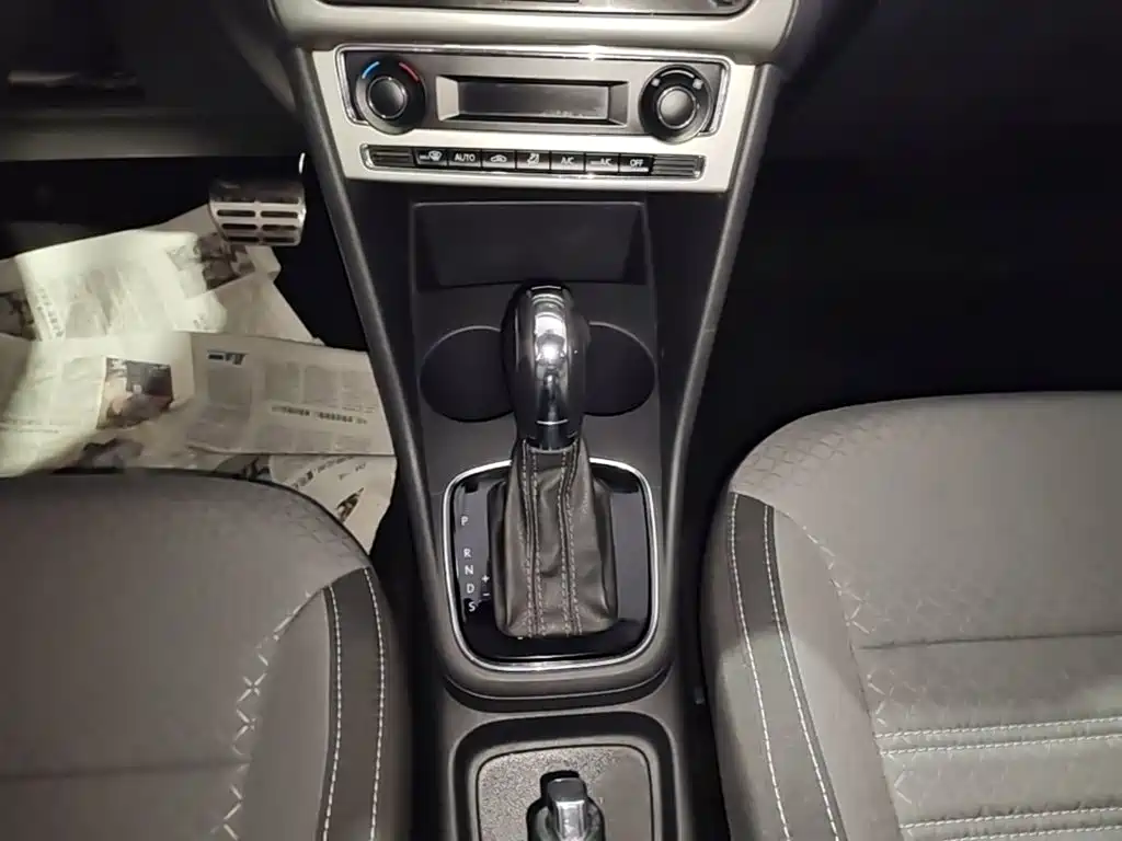 Volkswagen Polo — миниатюра 14