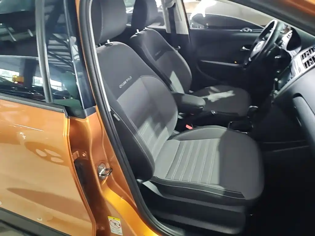Volkswagen Polo — миниатюра 25