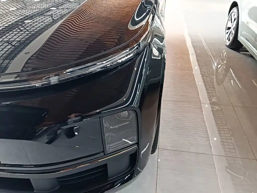 Li Auto Li L8 — миниатюра 24