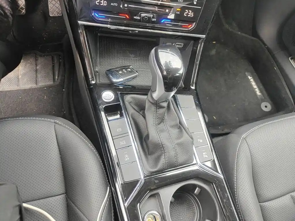 Volkswagen Passat — миниатюра 14