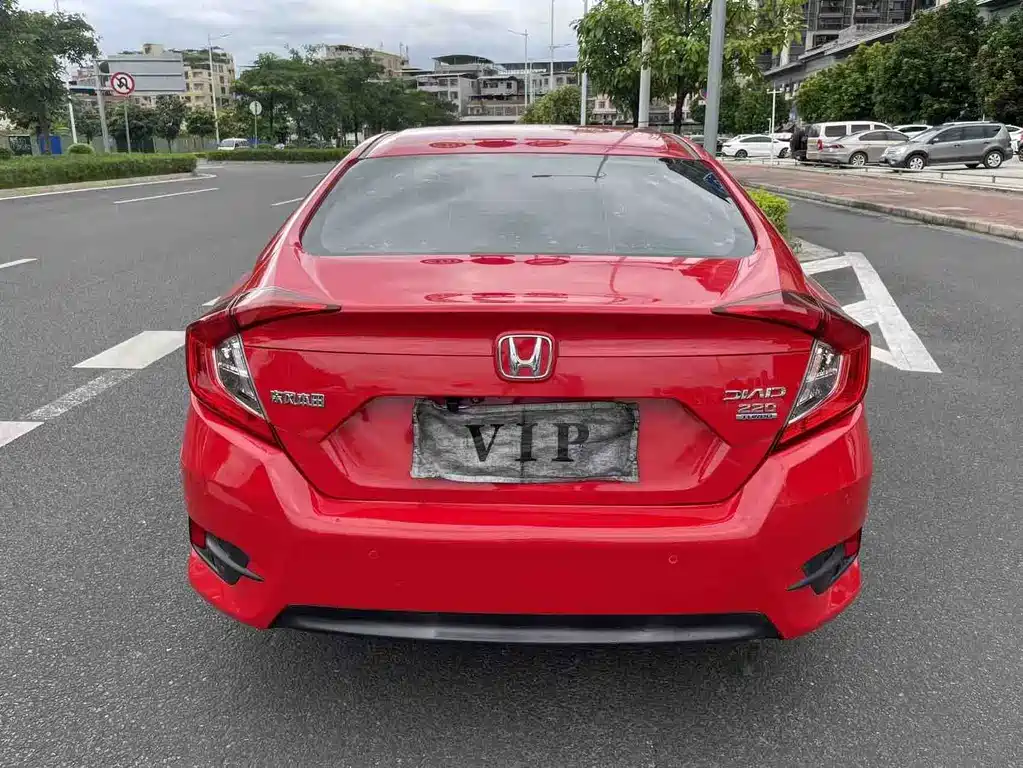 Honda Civic — миниатюра 7