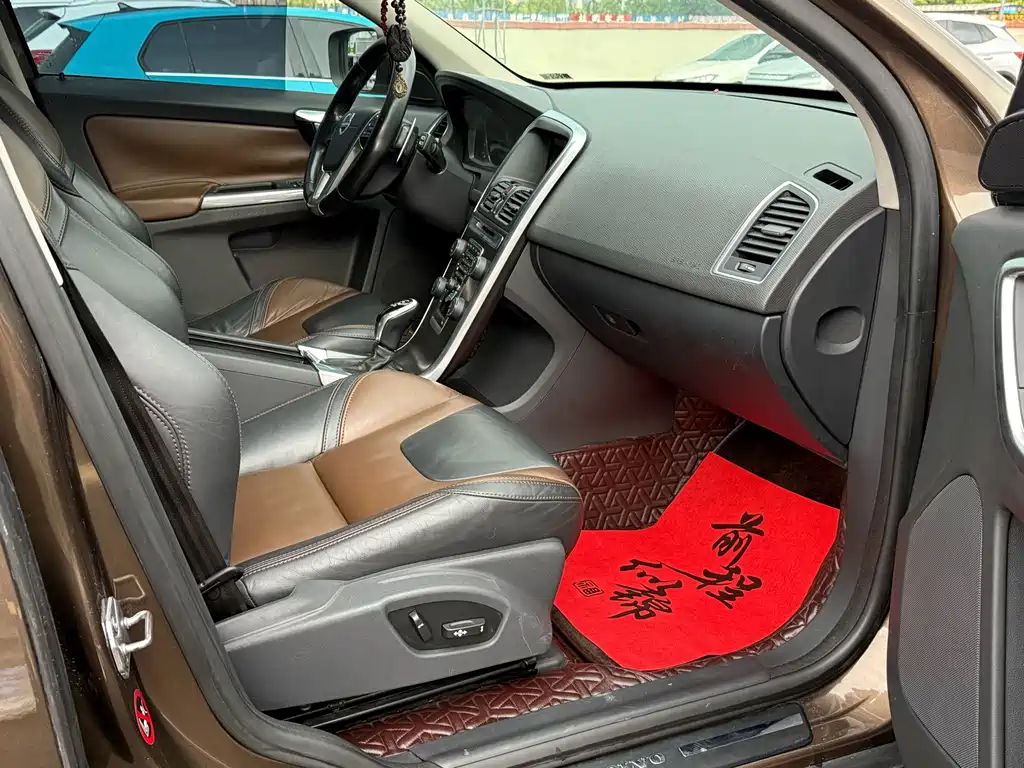 Volvo XC60 (Import) — миниатюра 16