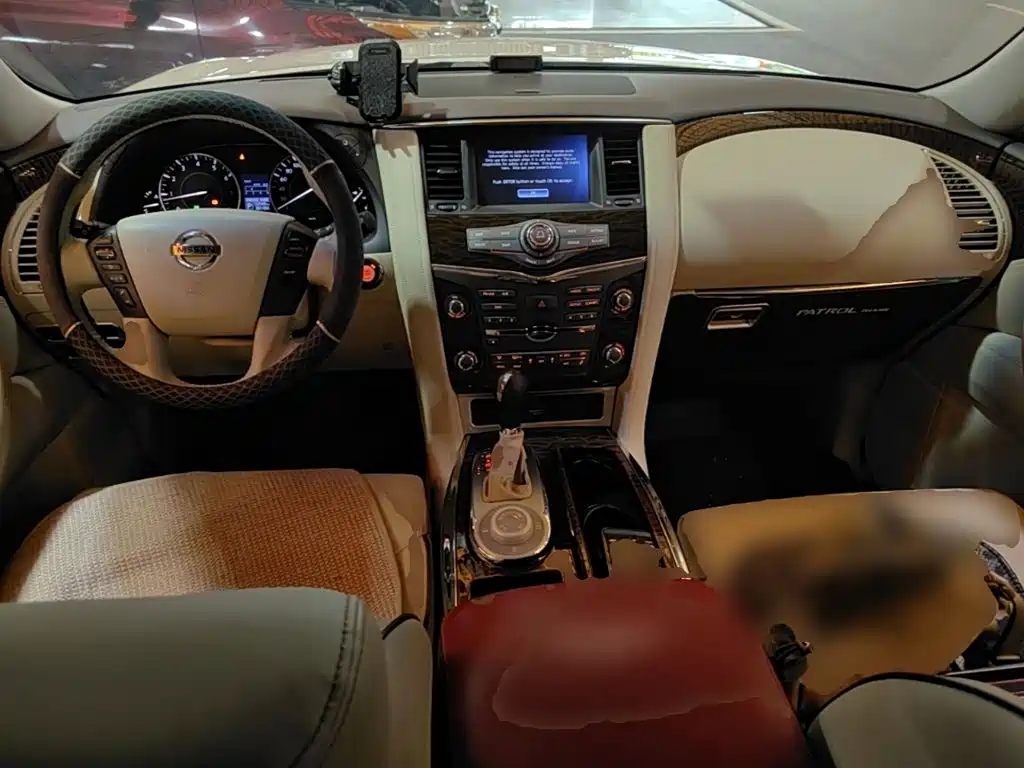 Nissan Patrol 2017 5.6L