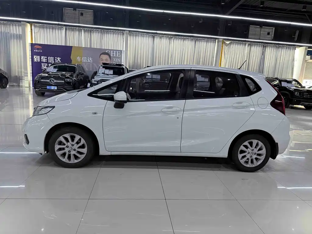 Honda Fit — миниатюра 2