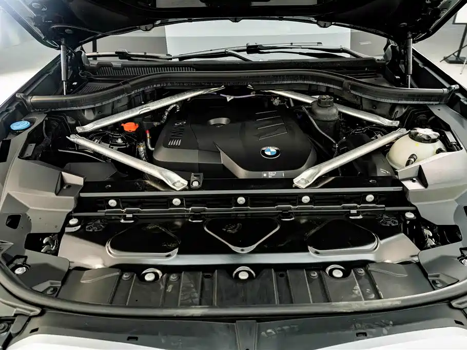 BMW X5 — миниатюра 26