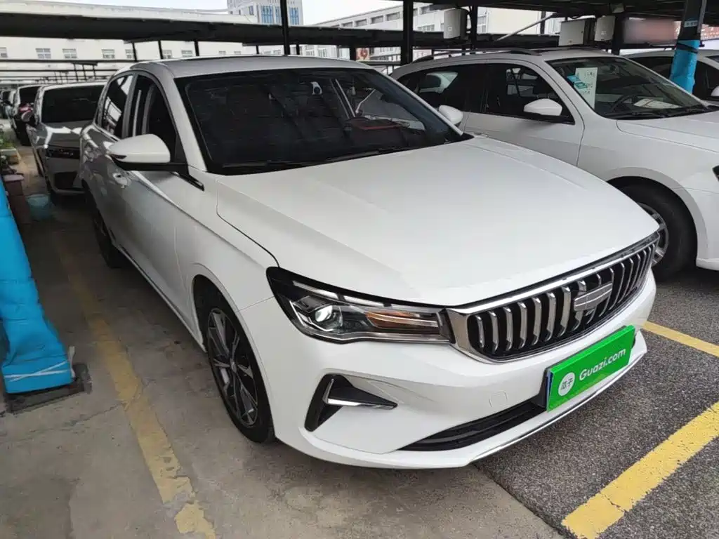 Geely Emgrand 2025 4 1.5L CVT Luxury