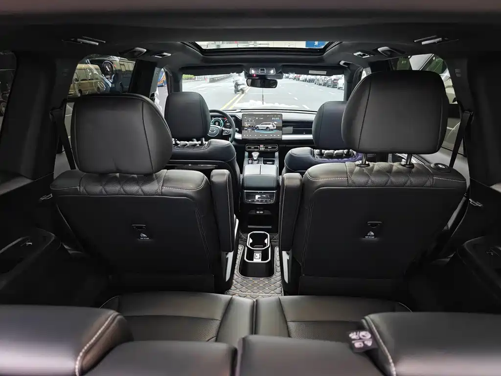 GAC Motor Trumpchi GS8 — миниатюра 21