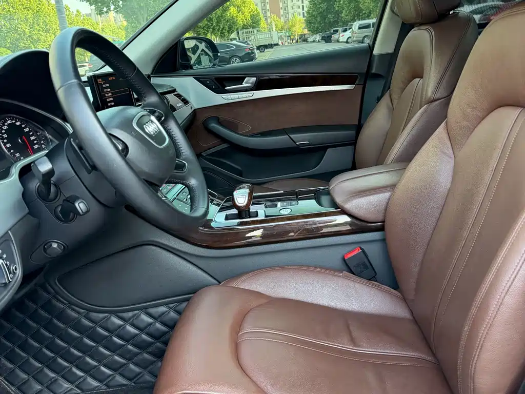 Audi A8 2014 A8L 45 TFSI quattro Comfort