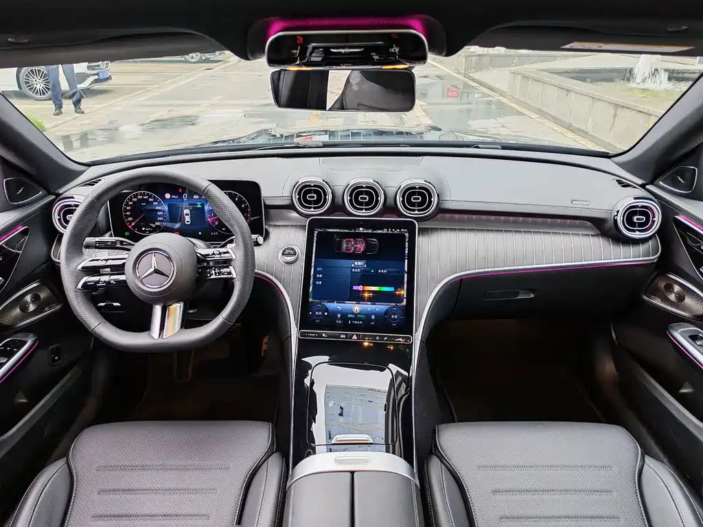 Mercedes-Benz C-Class — миниатюра 18