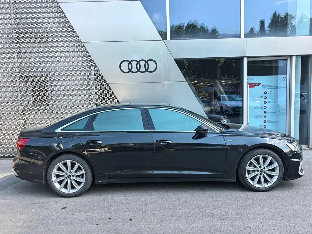 Audi A6L — миниатюра 11