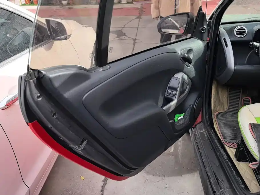smart Smart Fortwo — миниатюра 7