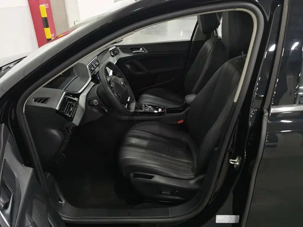 Peugeot 408 — миниатюра 10