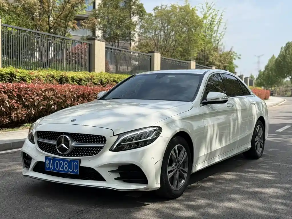 Mercedes-Benz C-Class 2020