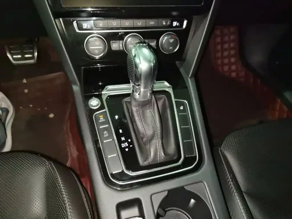 Volkswagen CC — миниатюра 14