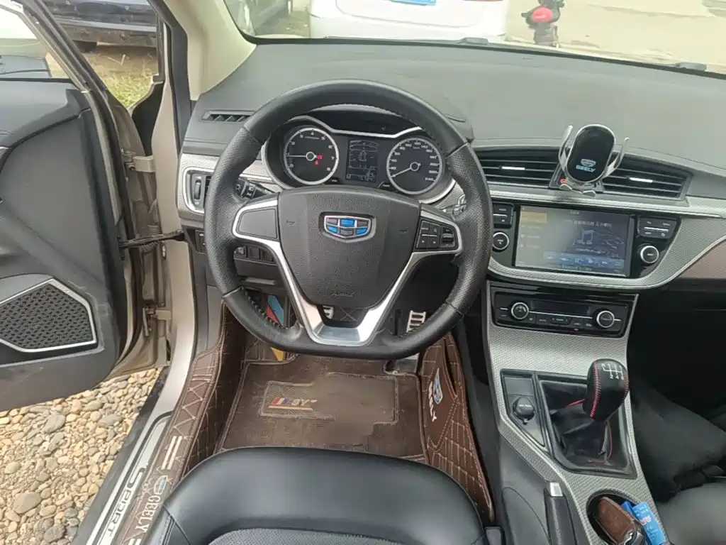 Geely Emgrand GS — миниатюра 11