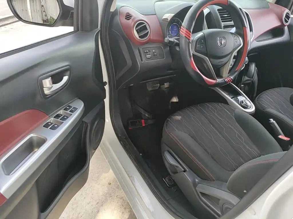 Changan BenBen — миниатюра 16