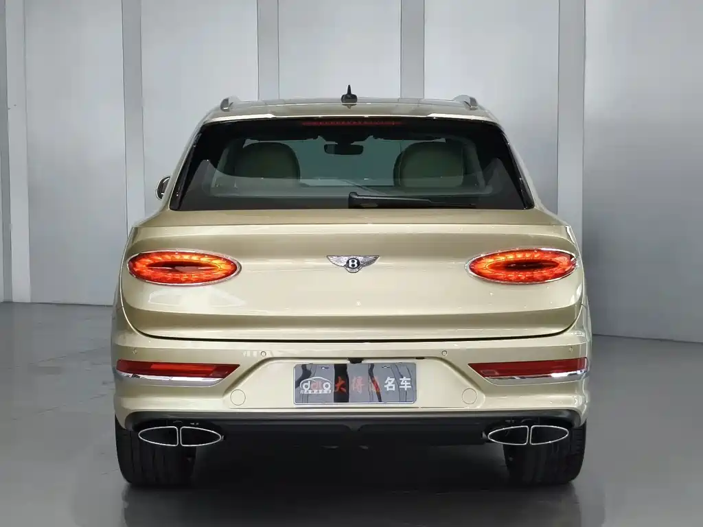 Bentley Bentayga — миниатюра 4