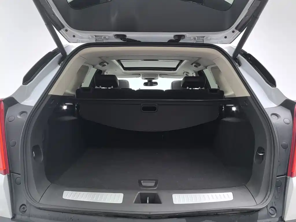 Cadillac XT5 — миниатюра 16
