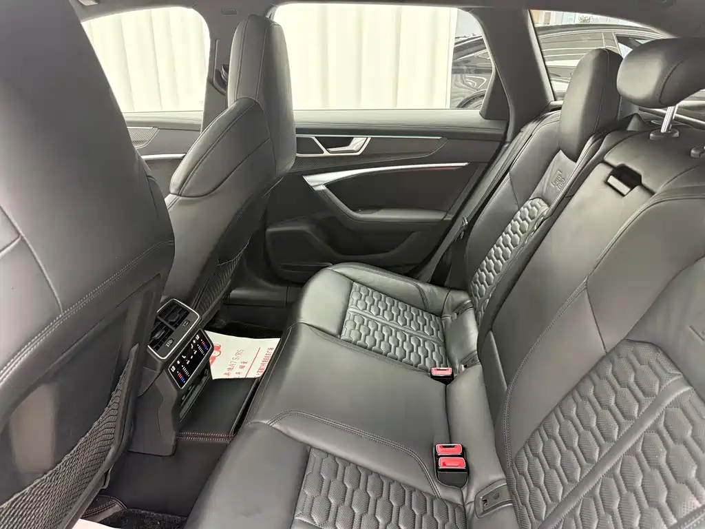 Audi RS 6 — миниатюра 9