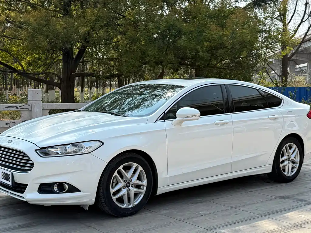 Ford Mondeo 2015