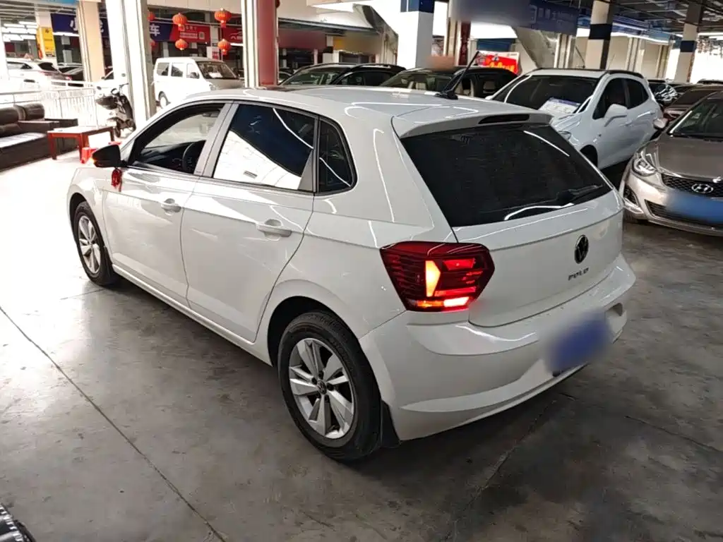 Volkswagen Polo 2021 Plus 1.5L AT