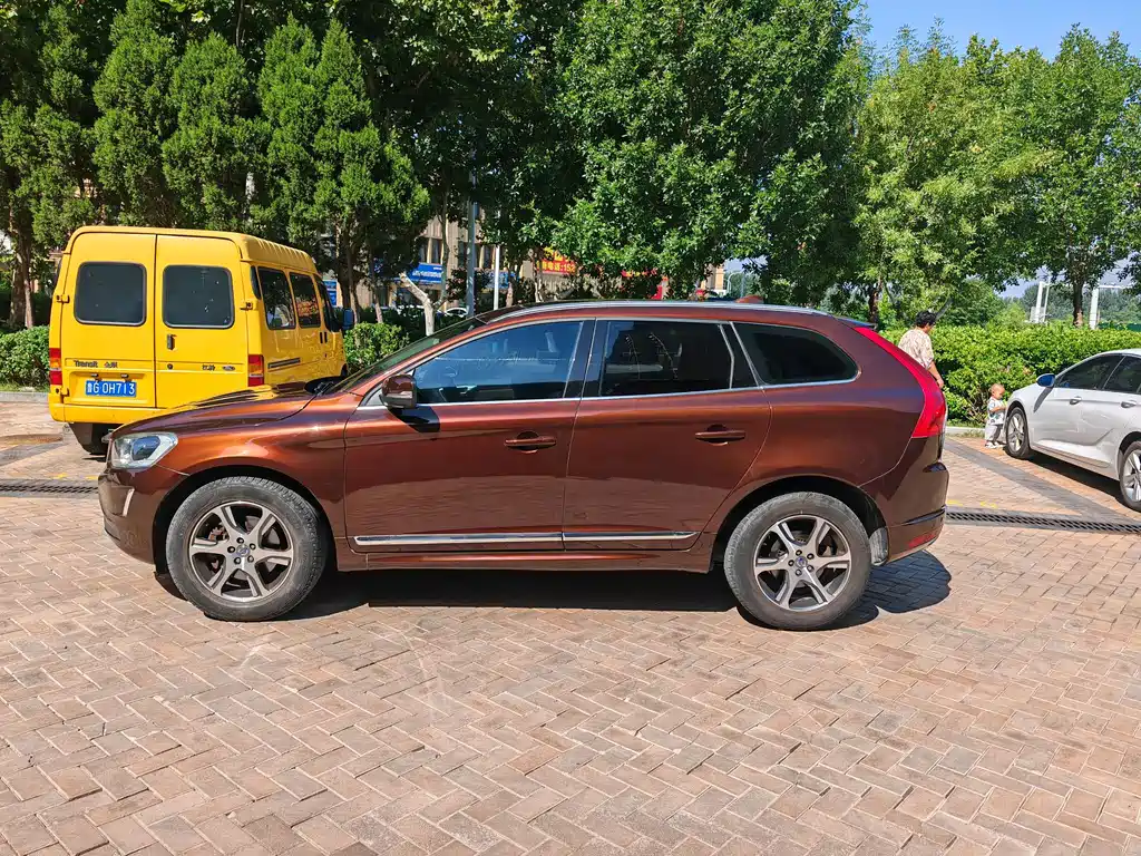 Volvo XC60 — миниатюра 18