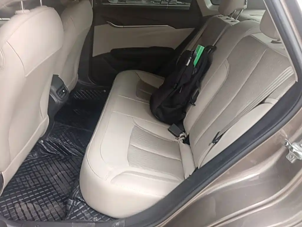 Buick Excelle — миниатюра 17