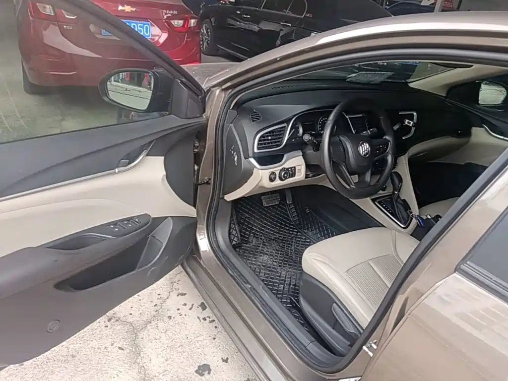 Buick Excelle — миниатюра 16