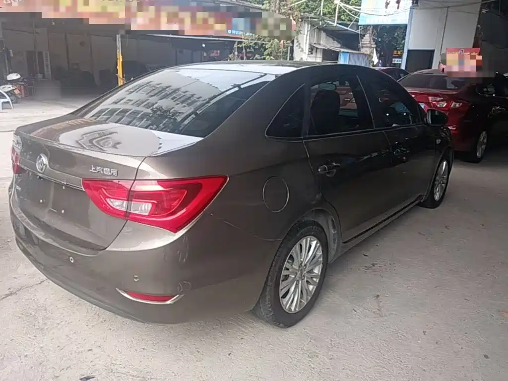 Buick Excelle — миниатюра 7