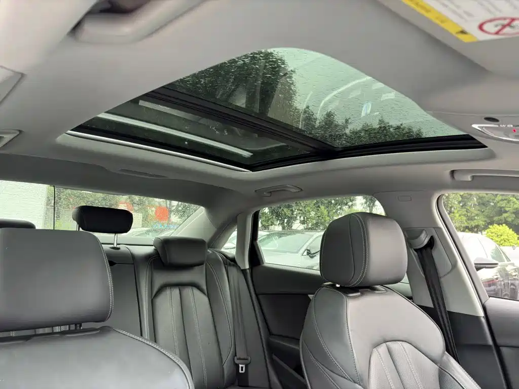 Audi A4L — миниатюра 16
