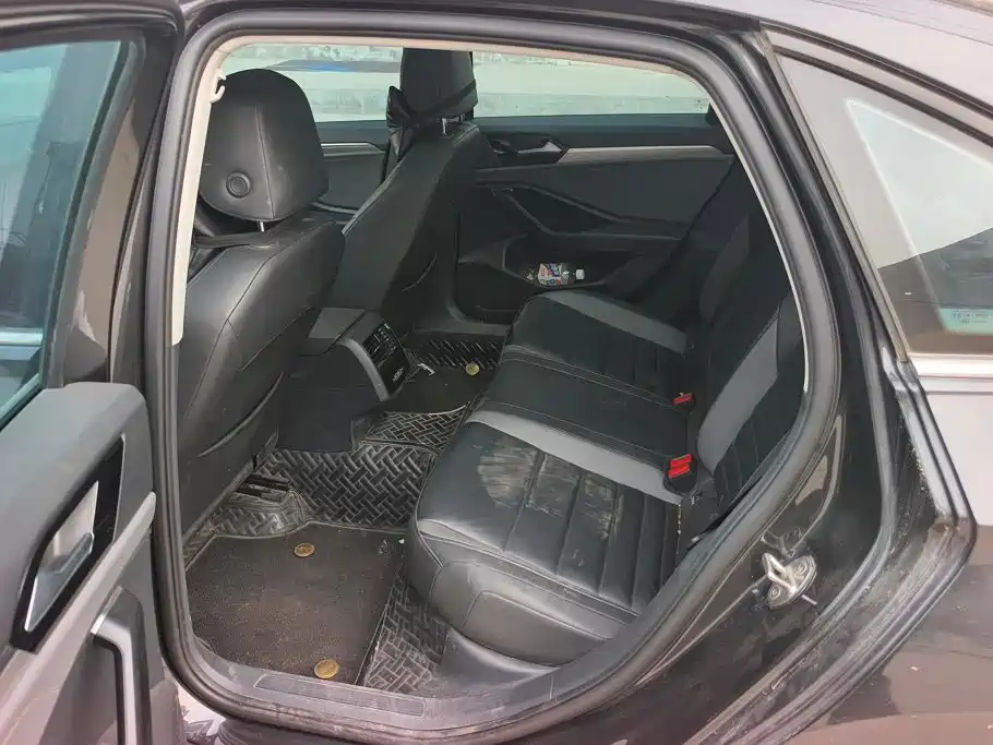 Volkswagen Sagitar — миниатюра 11